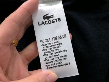 Klassisches T-Shirt