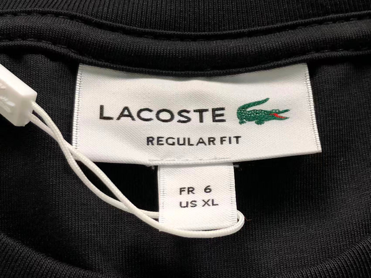 Klassisches T-Shirt