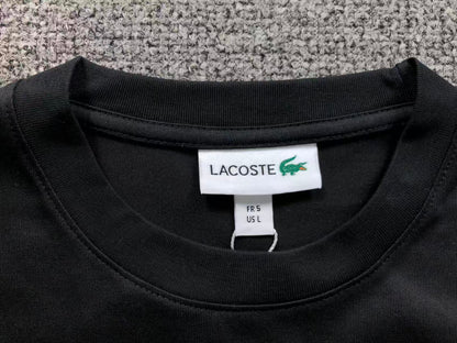 Klassisches T-Shirt