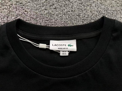 Klassisches T-Shirt