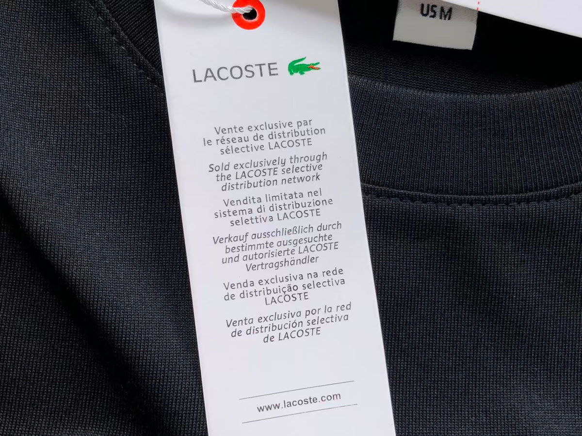 Klassisches T-Shirt