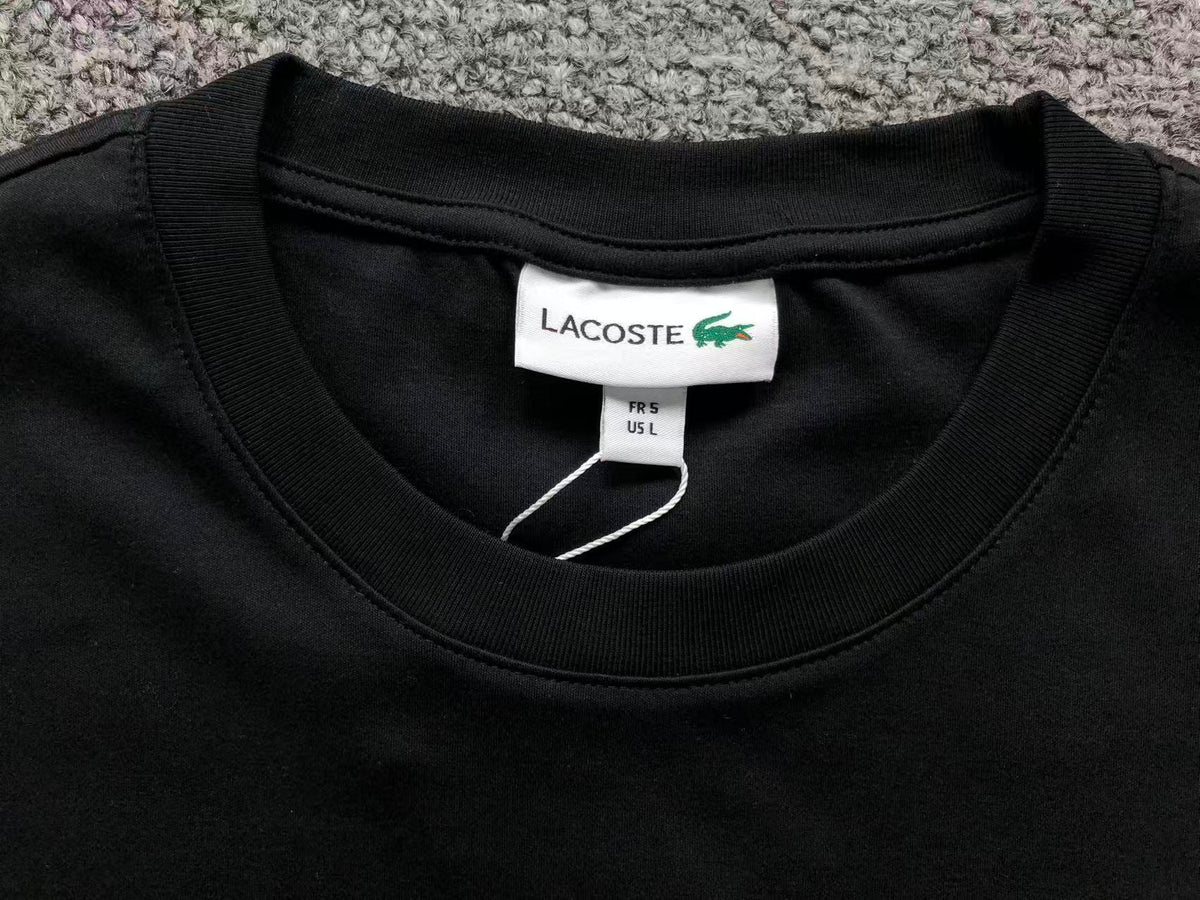 Klassisches T-Shirt