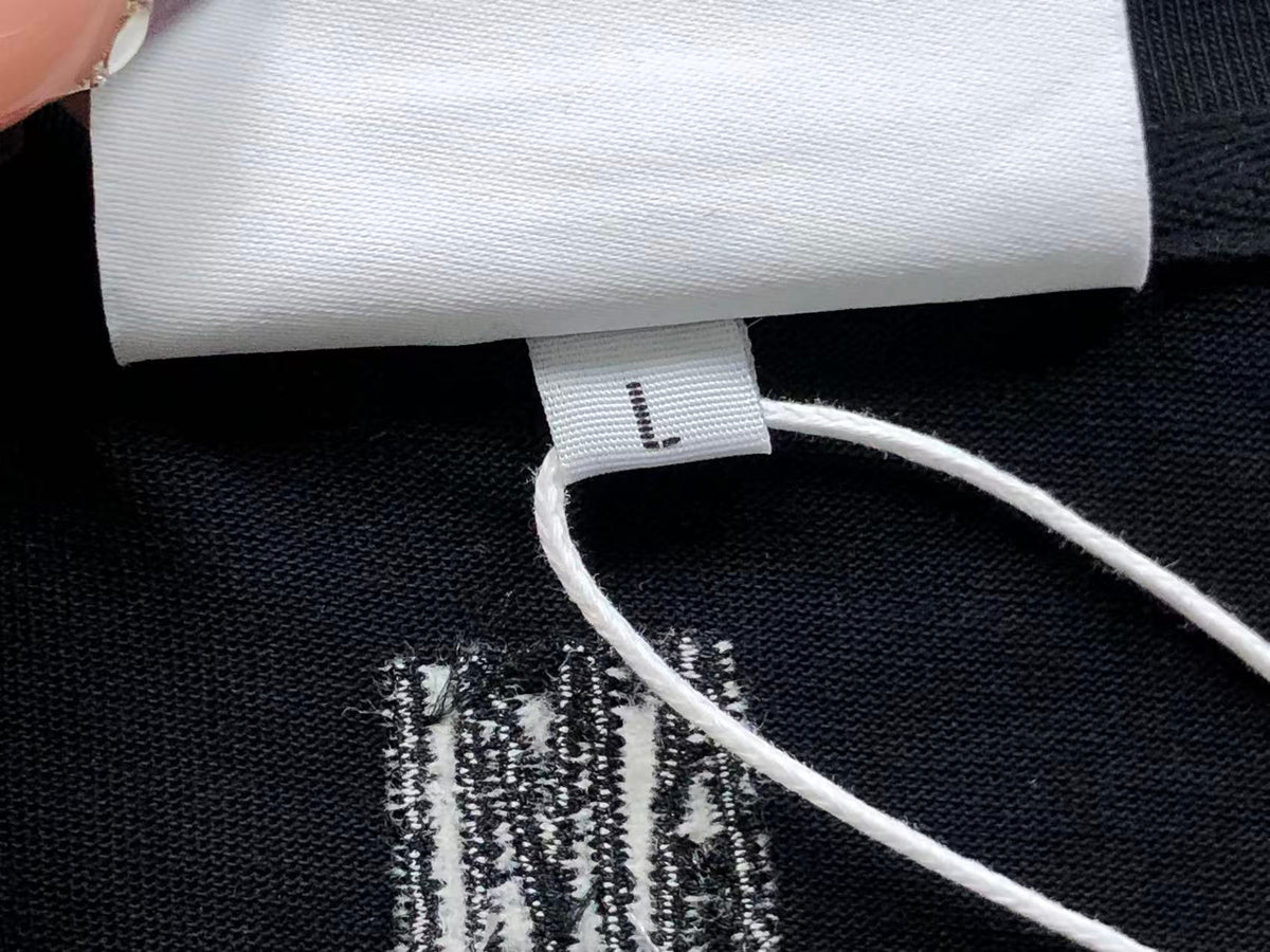 AM1 T-Shirt