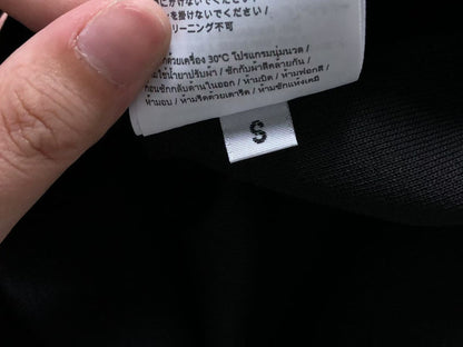 N1K Kapuzenpullover