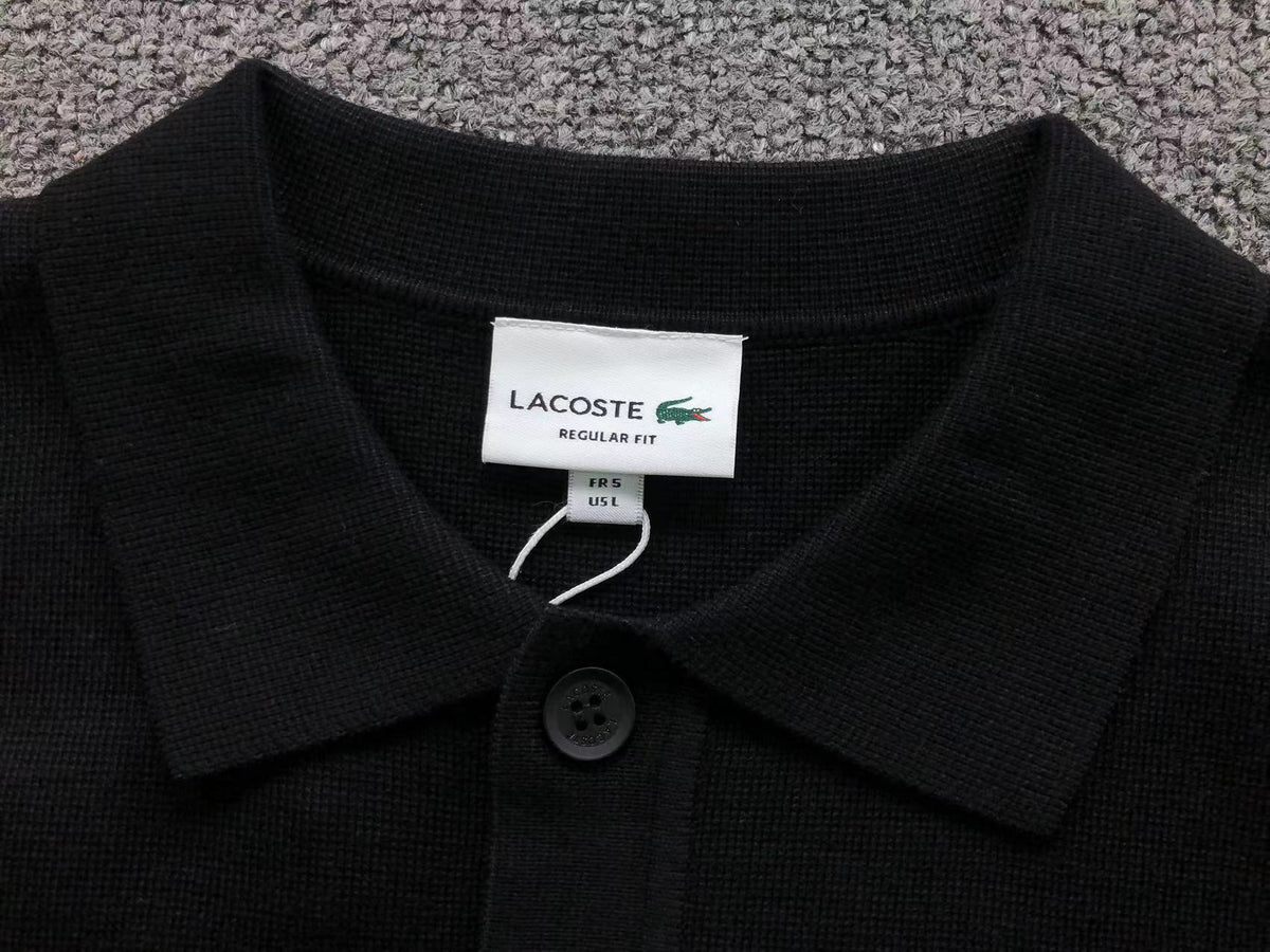 Klassischer Pullover