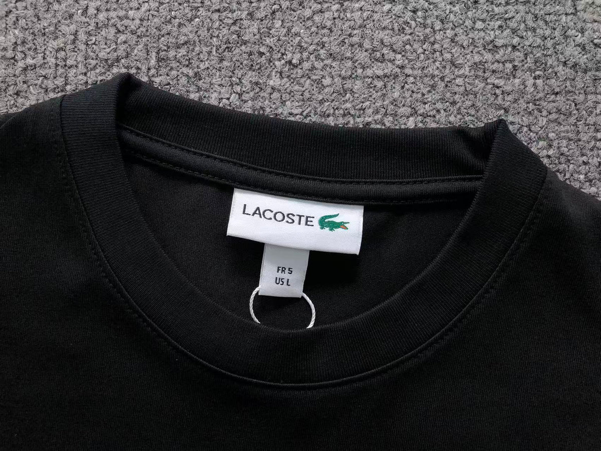 Klassisches T-Shirt