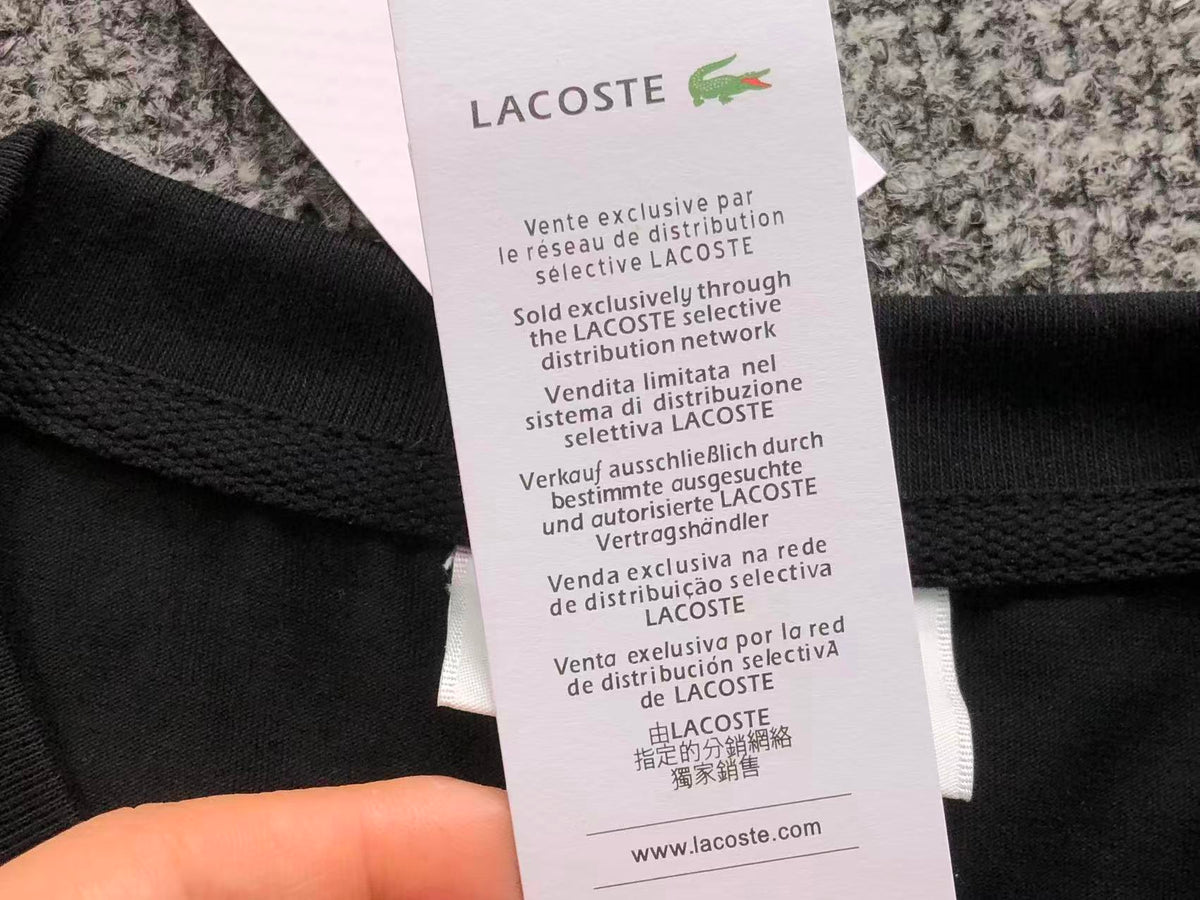 Klassisches T-Shirt