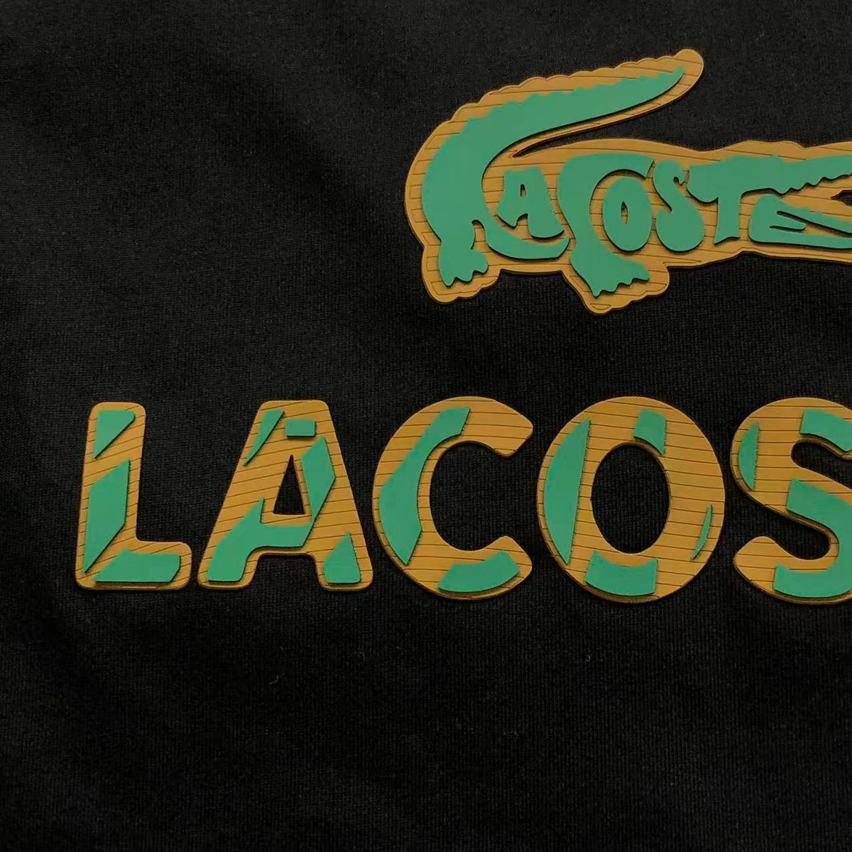 Klassisches T-Shirt