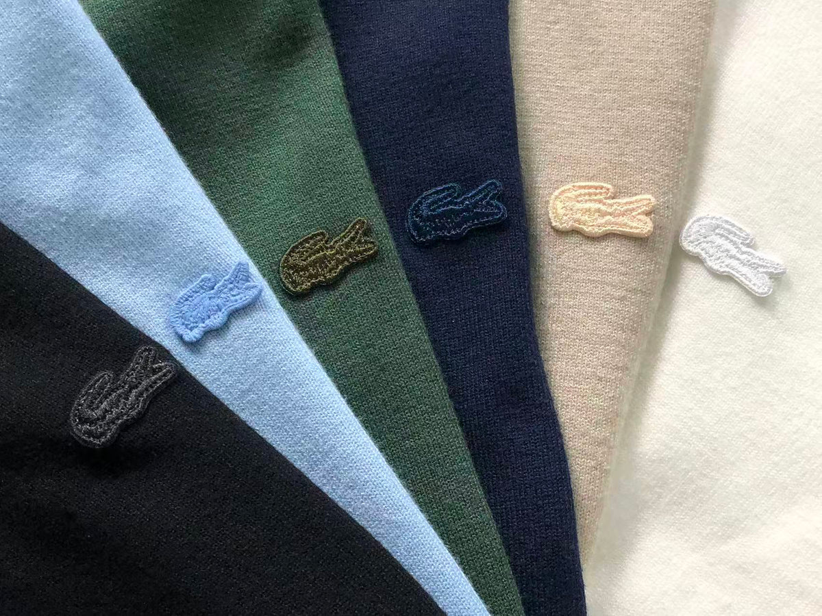 Klassischer Pullover