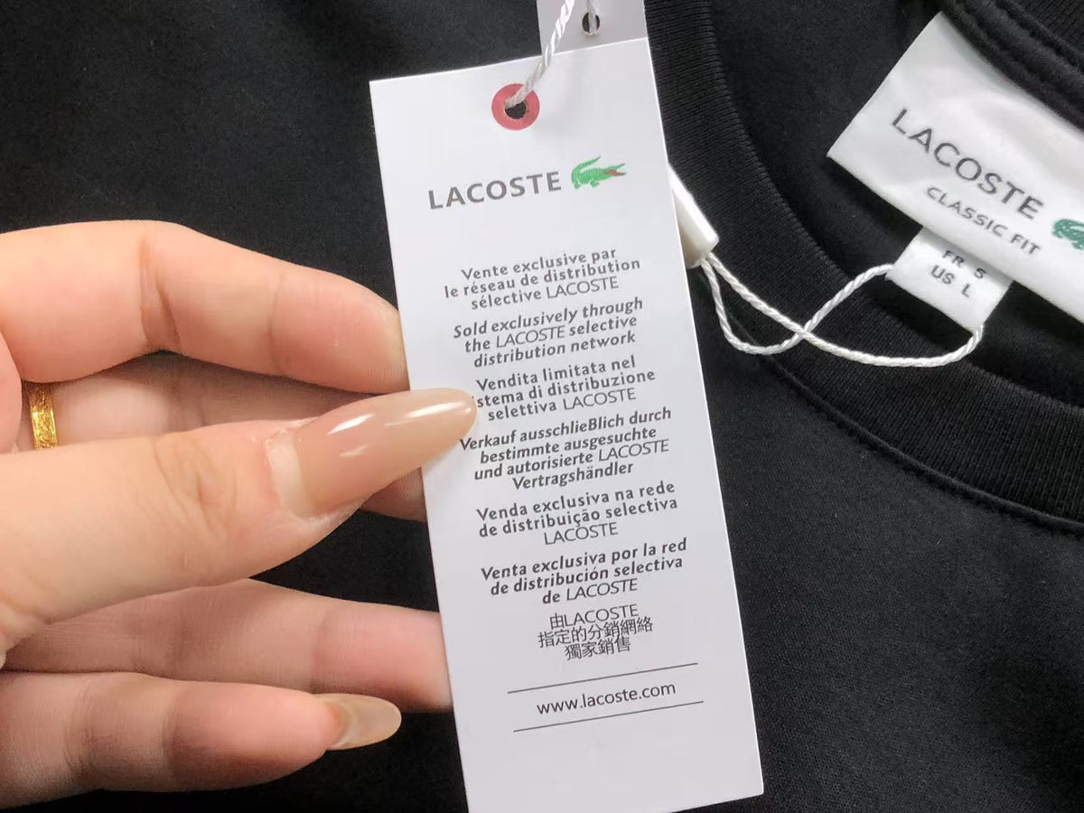 Klassisches T-Shirt