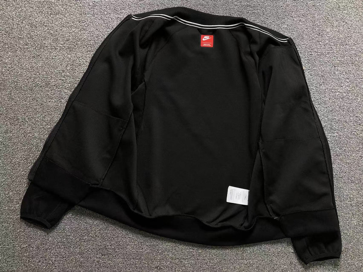 N1K Kapuzenpullover