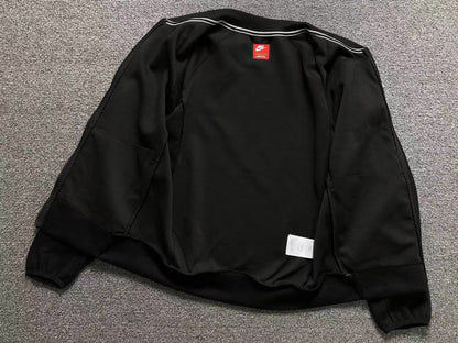 N1K Kapuzenpullover