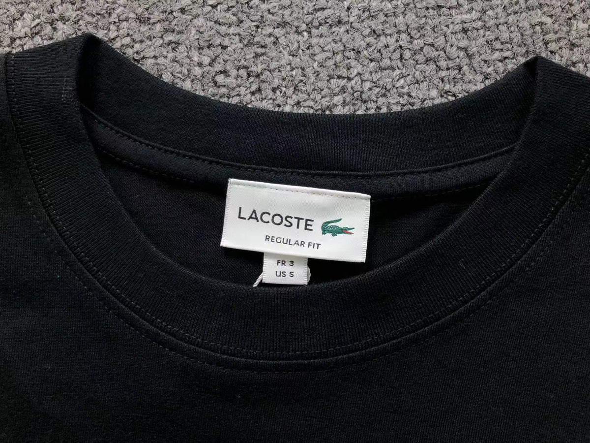 Klassisches T-Shirt