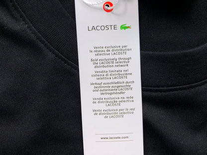 Klassisches T-Shirt