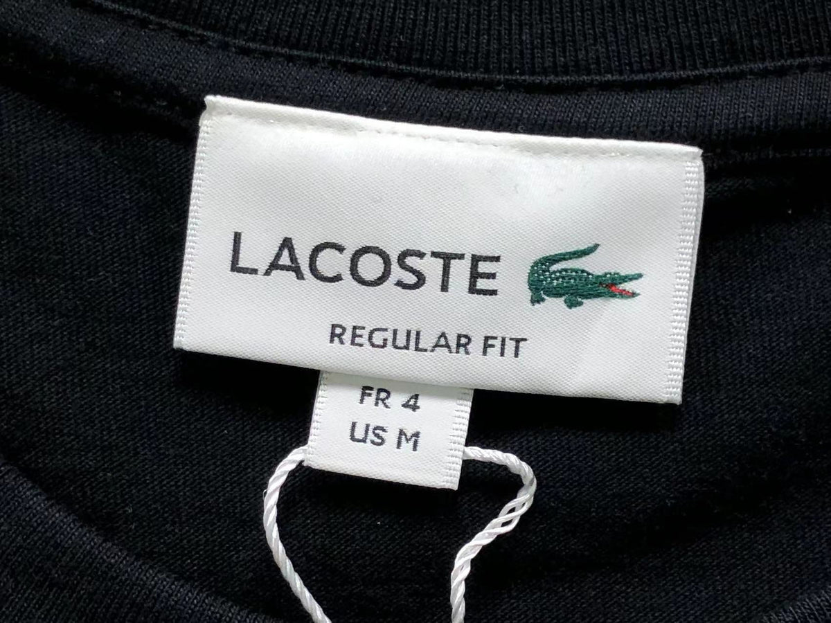 Klassisches T-Shirt