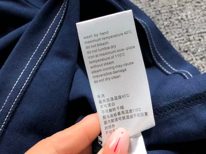 Klassisches T-Shirt