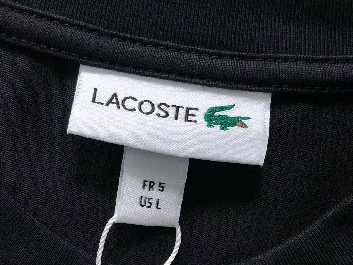Klassisches T-Shirt