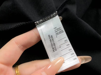 Klassisches T-Shirt