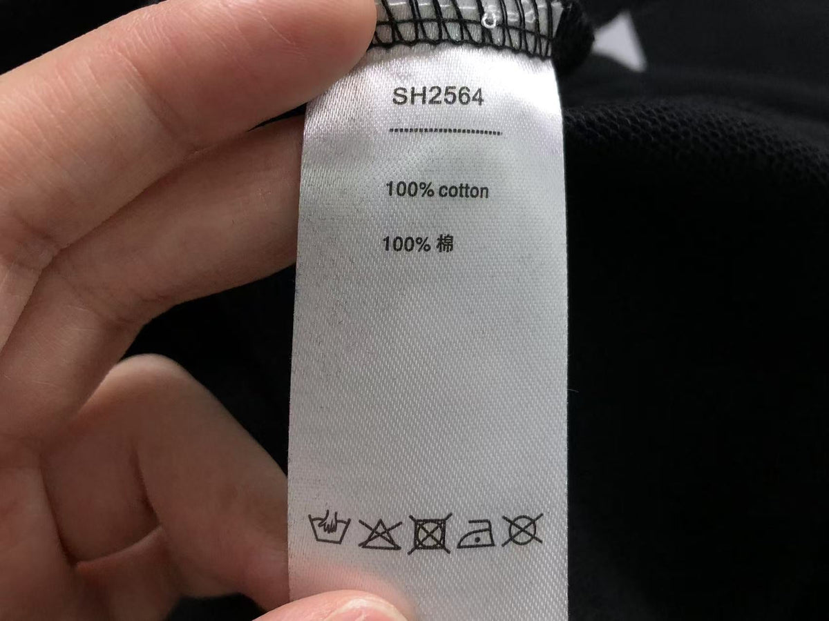 Klassischer Hoodie