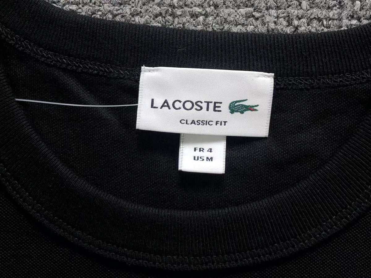 Klassisches T-Shirt