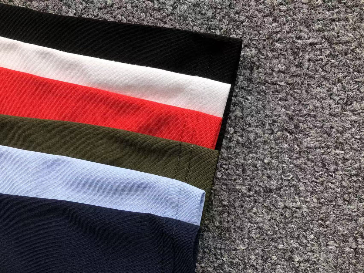Klassisches T-Shirt