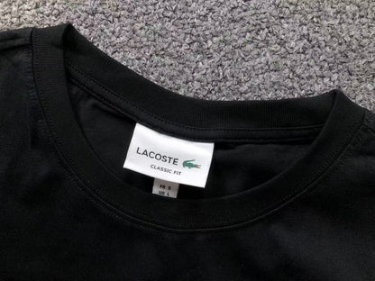 Klassisches T-Shirt