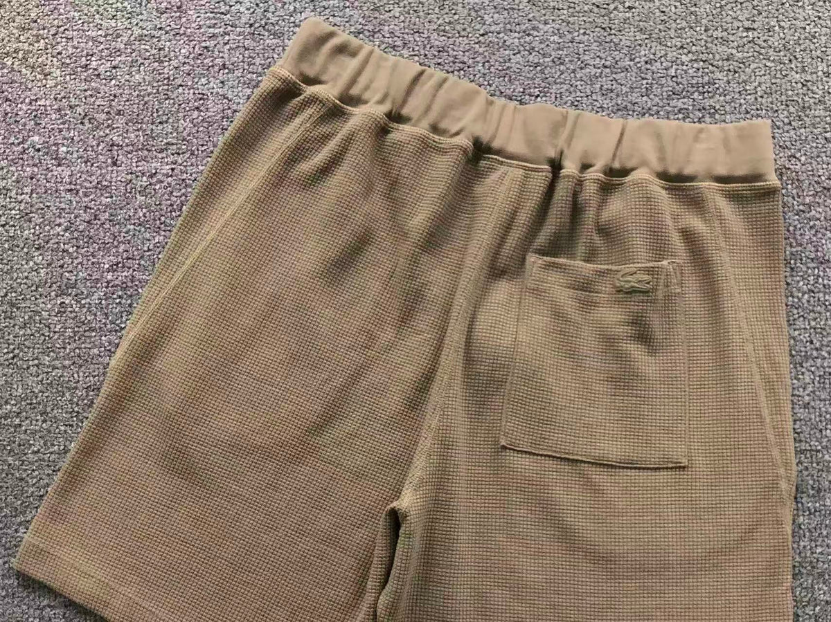 Klassisches Shorts-T-Shirt