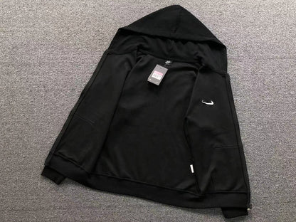N1K Kapuzenpullover