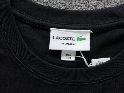 Klassisches T-Shirt