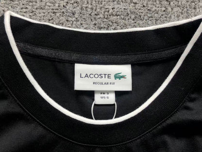 Klassisches T-Shirt