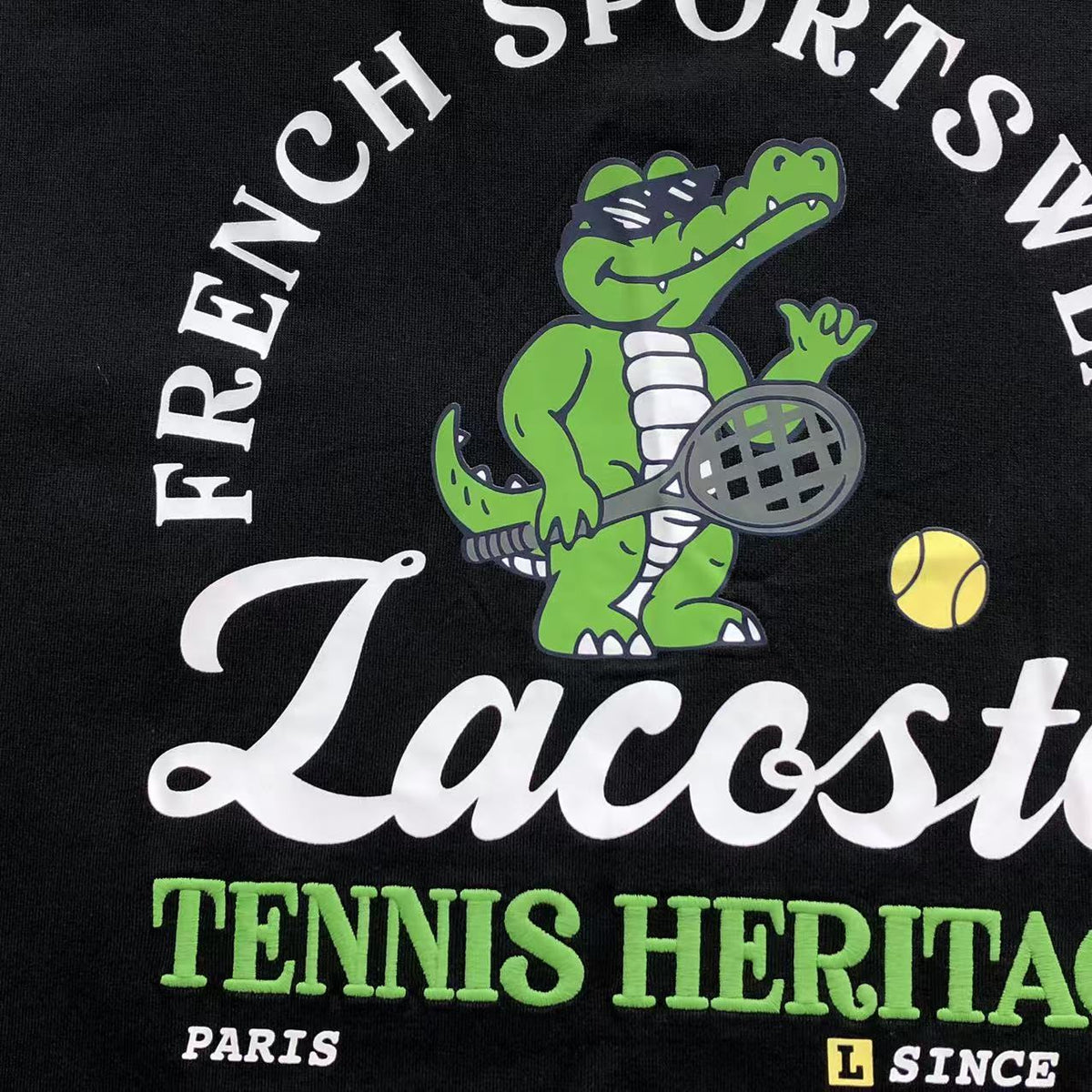Klassisches T-Shirt