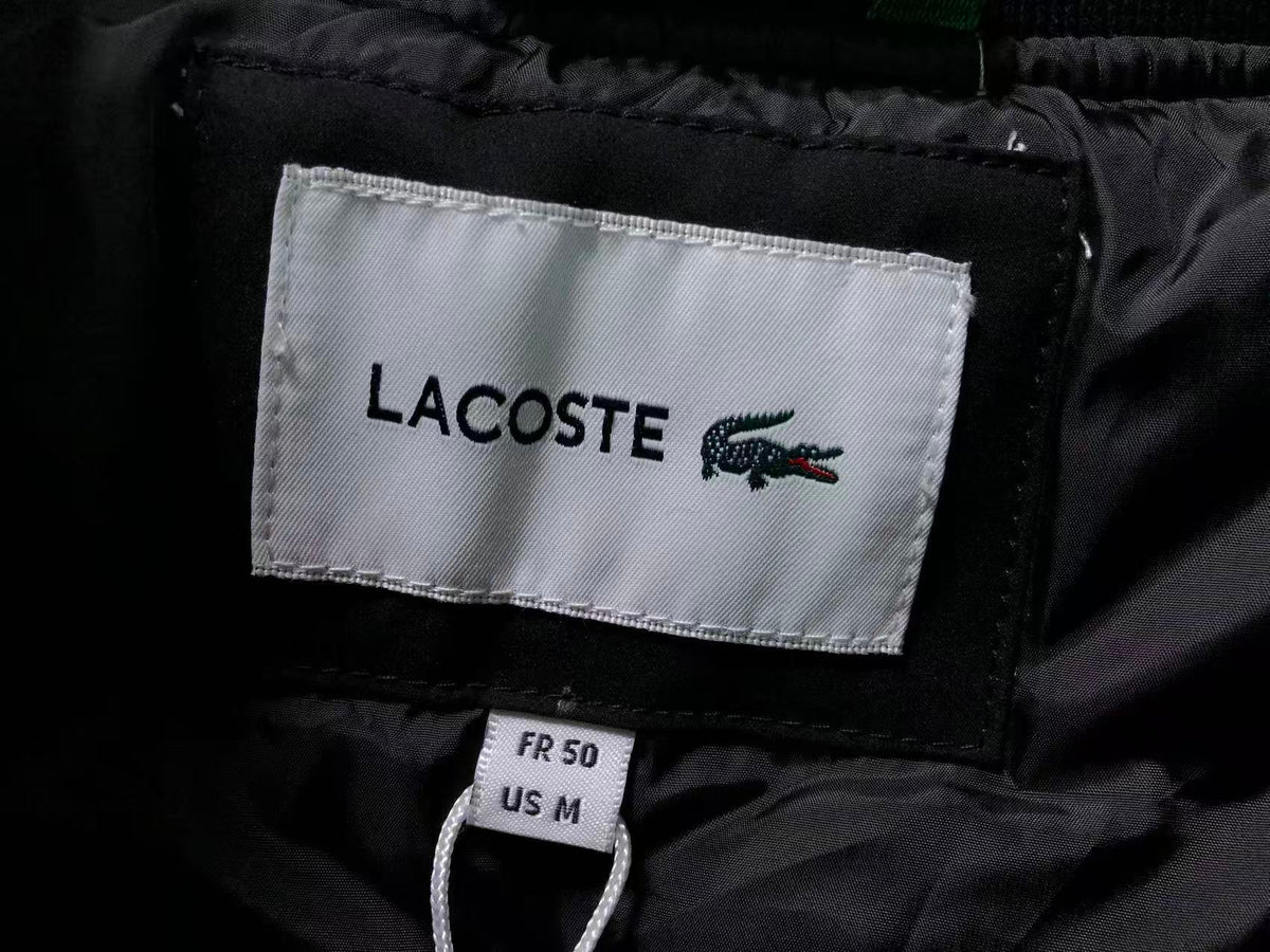 Klassisches T-Shirt