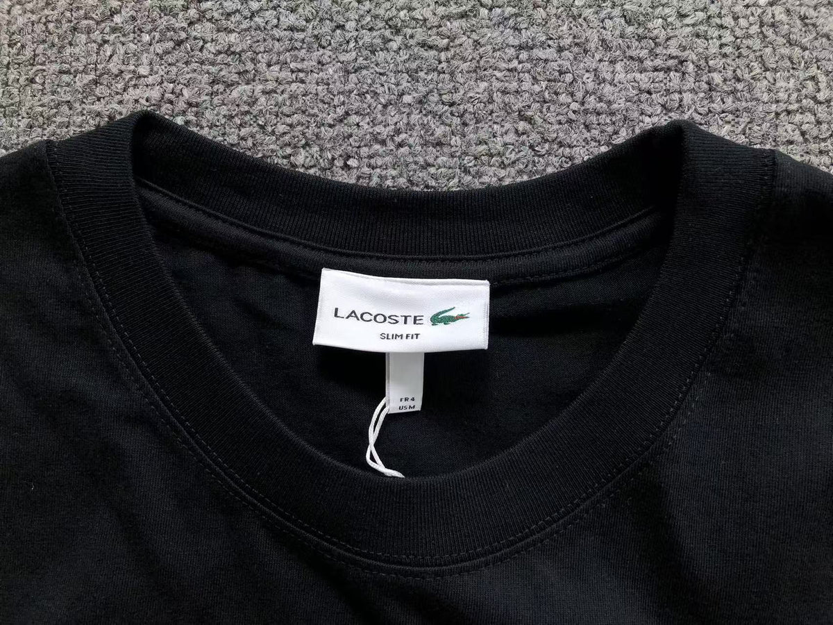 Klassisches T-Shirt