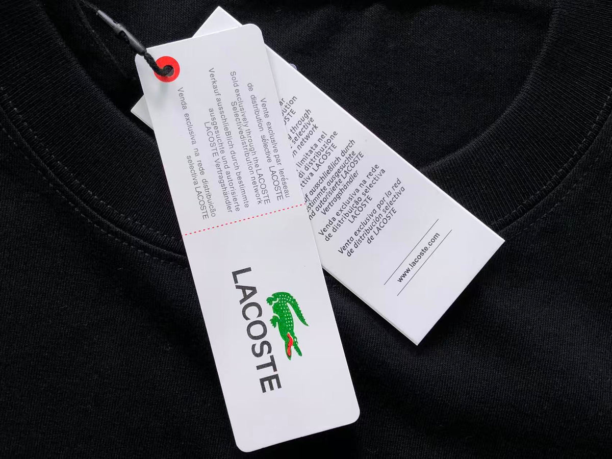 Klassisches T-Shirt