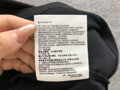 AM1 T-Shirt