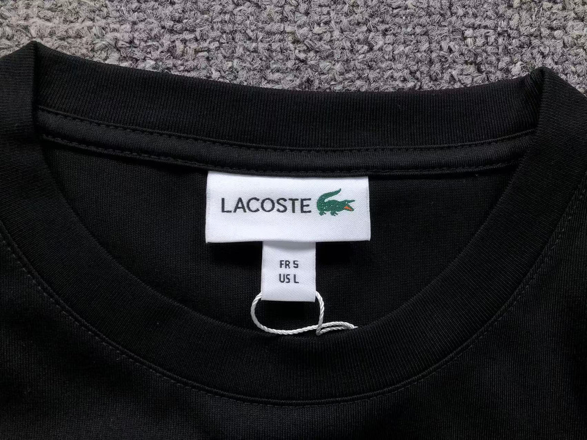 Klassisches T-Shirt