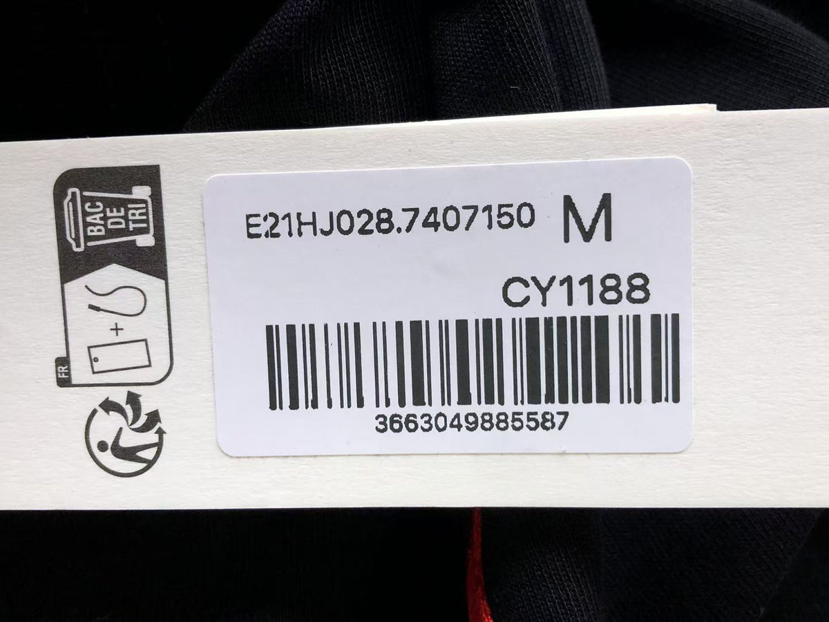AM1 T-Shirt