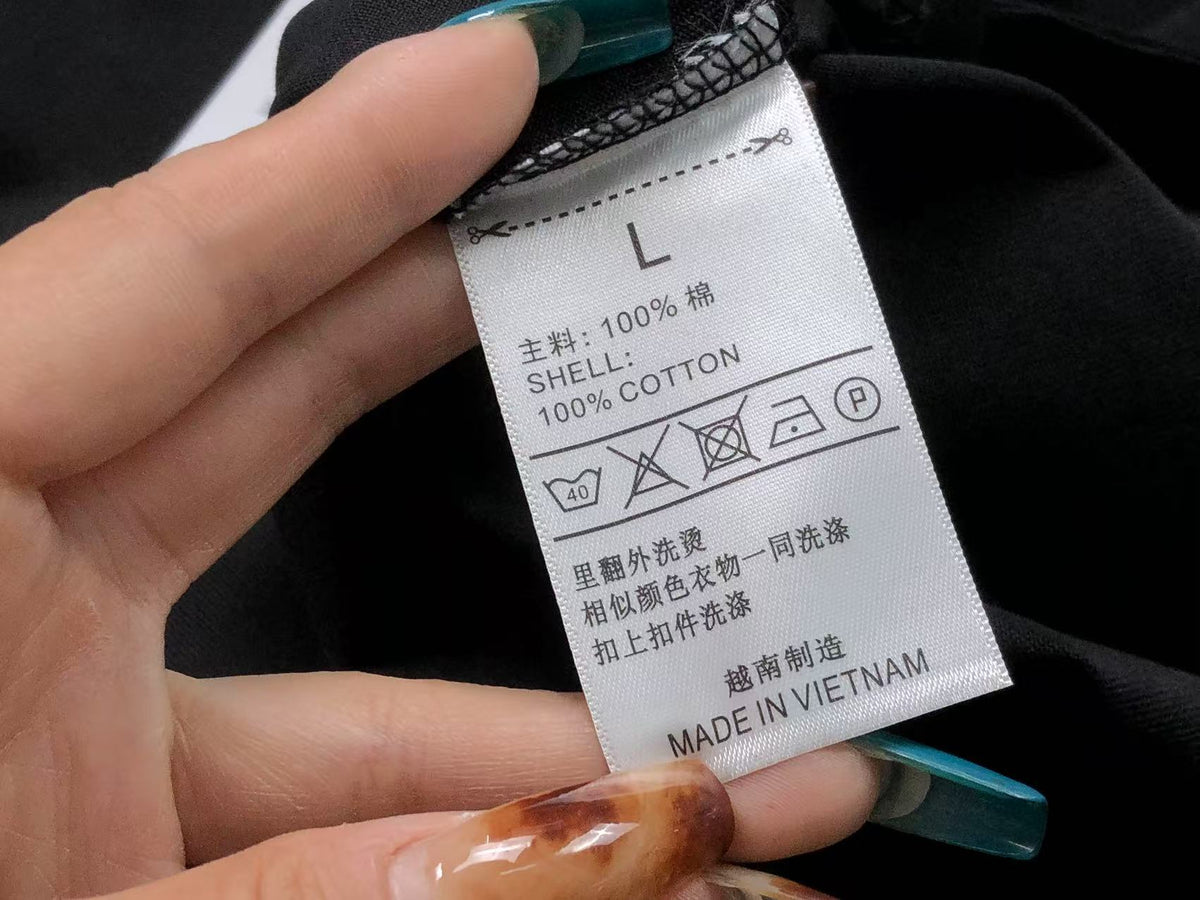 Klassisches T-Shirt