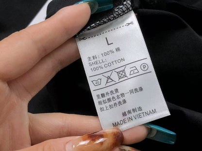 Klassisches T-Shirt