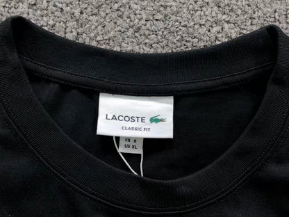 Klassisches T-Shirt