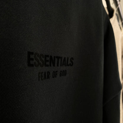 FOG x Essentials Girocollo A/I 23
