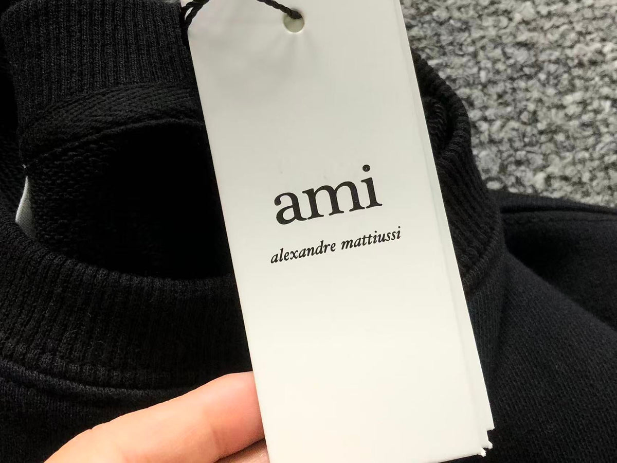 AM1 Hoodie