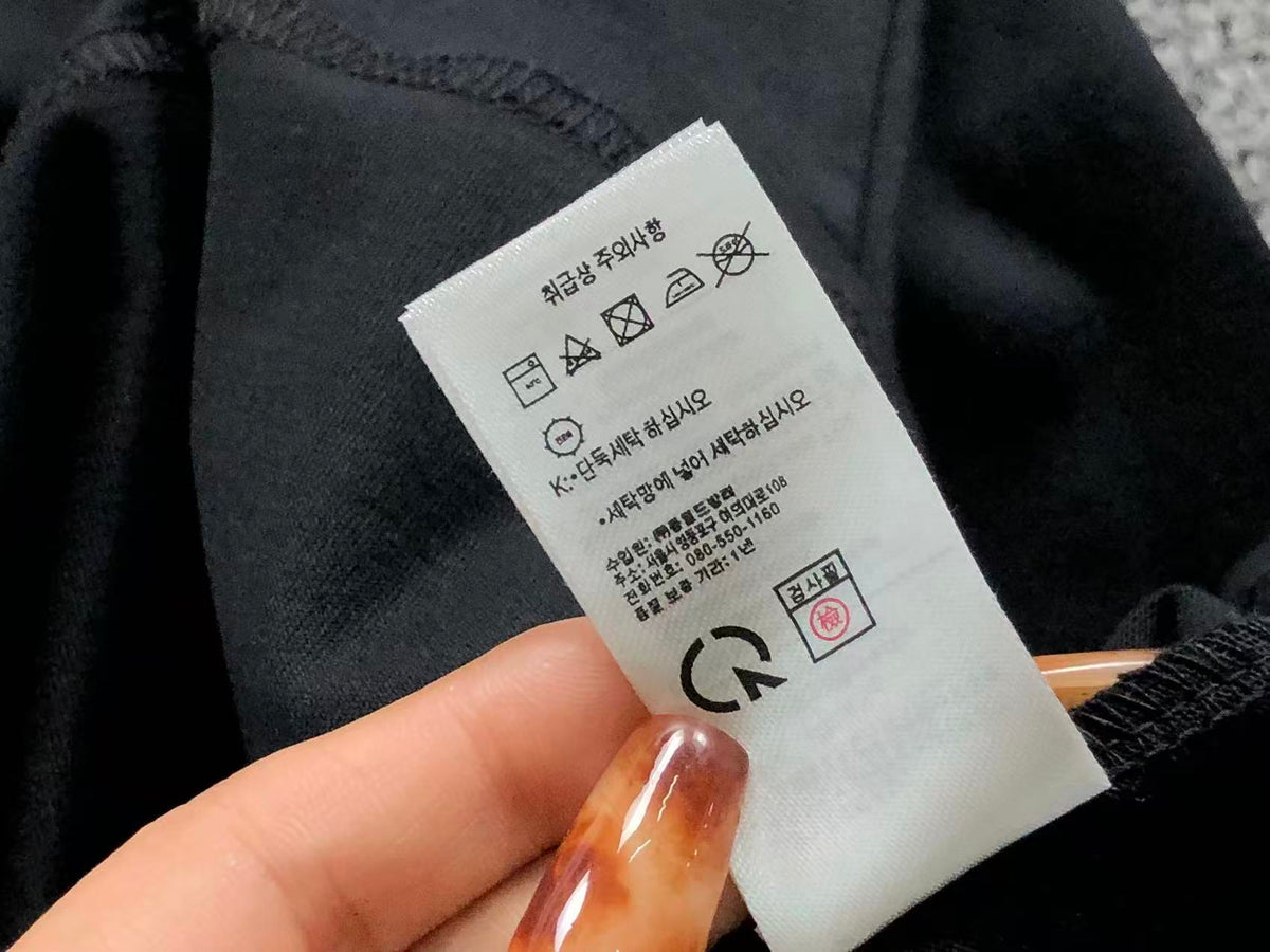 Klassisches T-Shirt