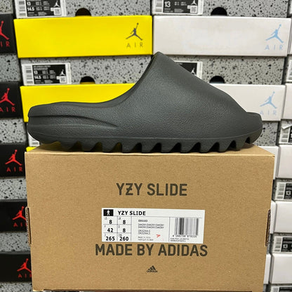 Yeezy Slide +10